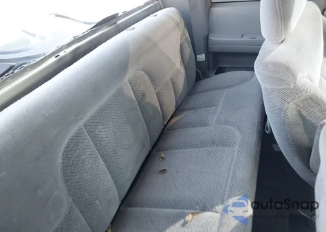 1998 Chevrolet K1500 Fleetside z USA, uszkodzony, nr VIN 1GCEK19R0WE127348